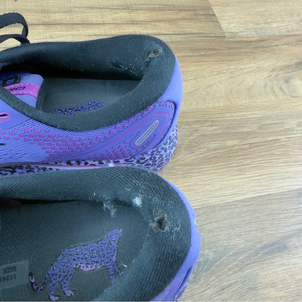 Brooks Purple/Black Leopard print size 11.5 - Picture 4 of 9